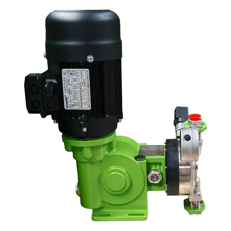 Pulsafeeder DM7A3AH-L chemical dosing pump with an integrated leak detection system for enhanced safety. - view 3